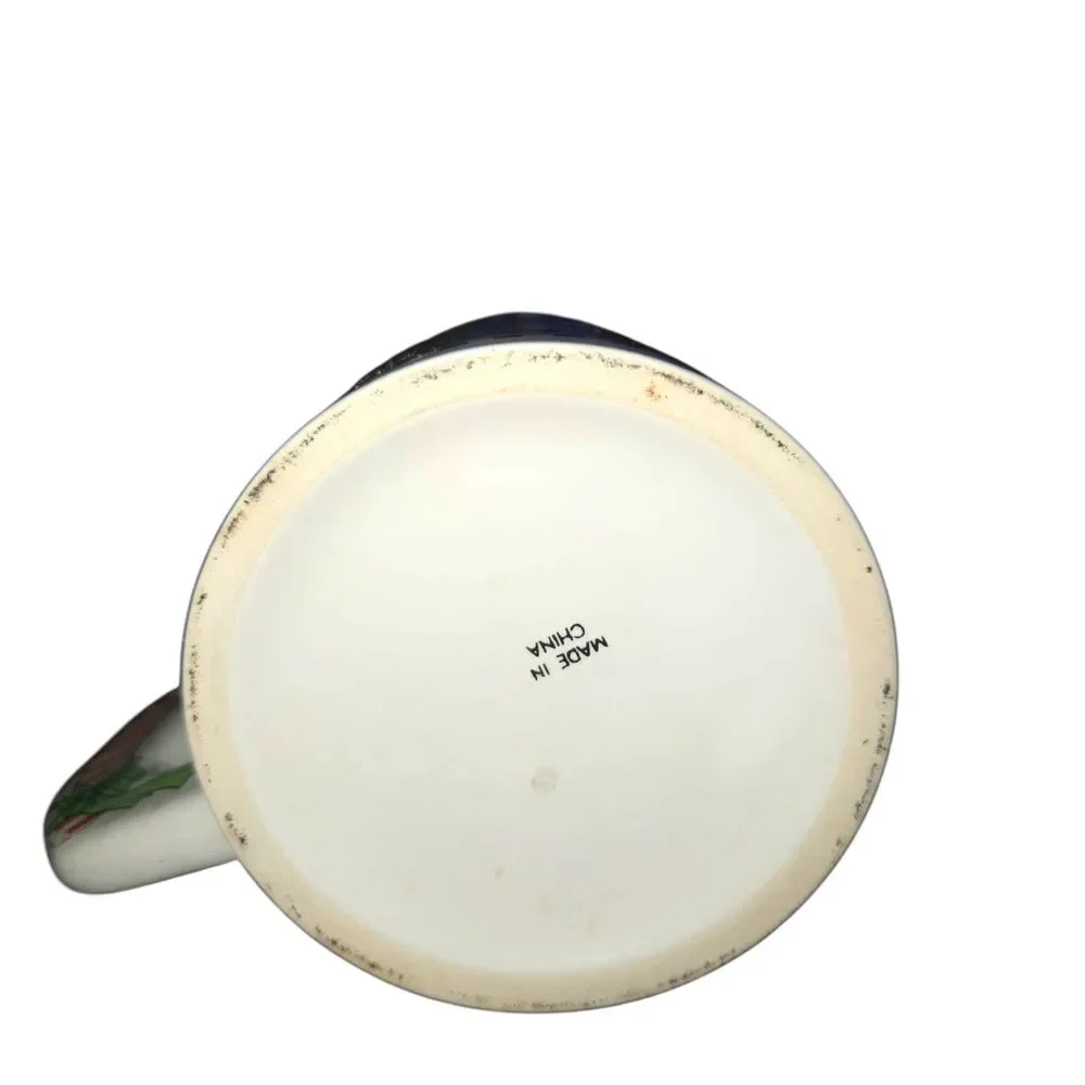 Vintage Unbranded Ceramic Christmas‎ Train With Candy Cane Handle Coffee Cup Mug